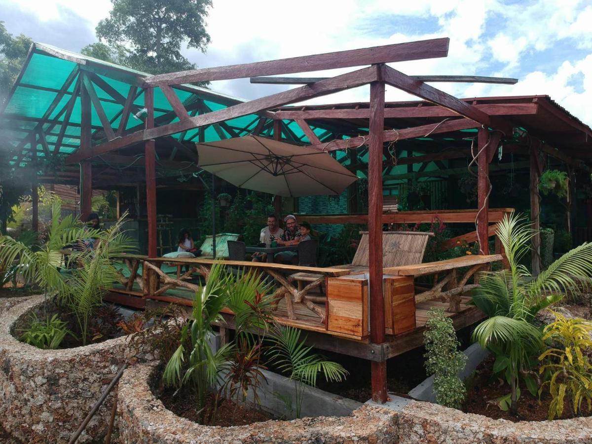 Jungle Of Peace Resort Siquijor Exterior foto
