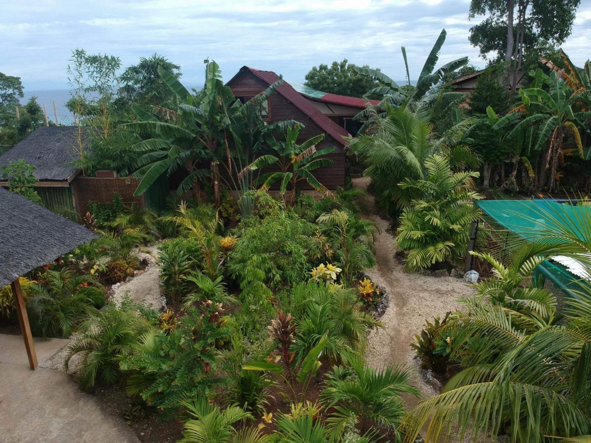 Jungle Of Peace Resort Siquijor Exterior foto