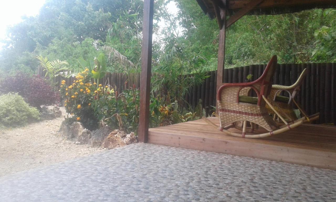 Jungle Of Peace Resort Siquijor Exterior foto