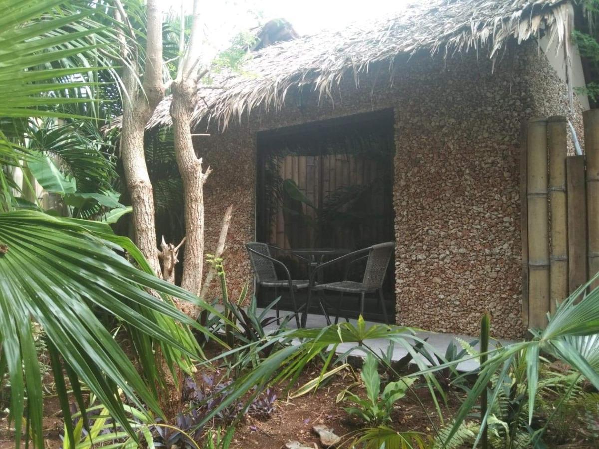 Jungle Of Peace Resort Siquijor Exterior foto