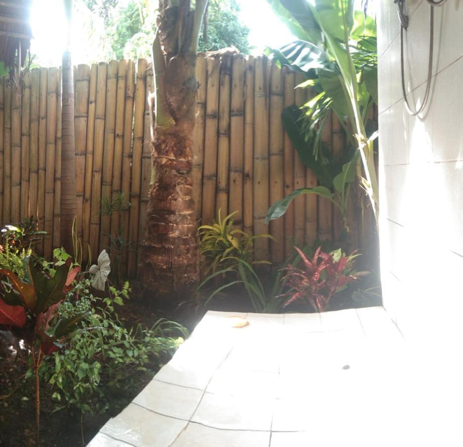 Jungle Of Peace Resort Siquijor Exterior foto